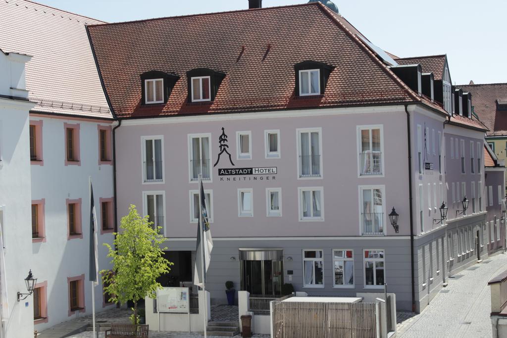 Altstadthotel Kneitinger, Abensberg Eksteriør billede